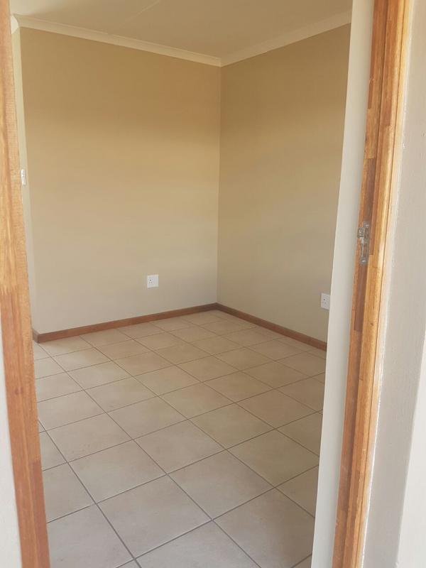 To Let 2 Bedroom Property for Rent in Ezibeleni Eastern Cape